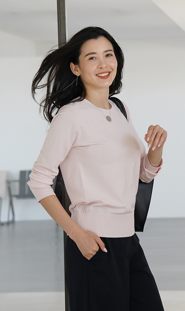 アデルクルーネックニット４色展開