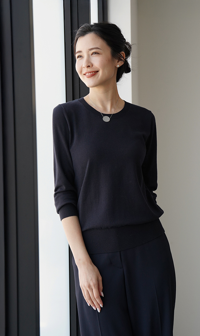 アデルクルーネックニット４色展開