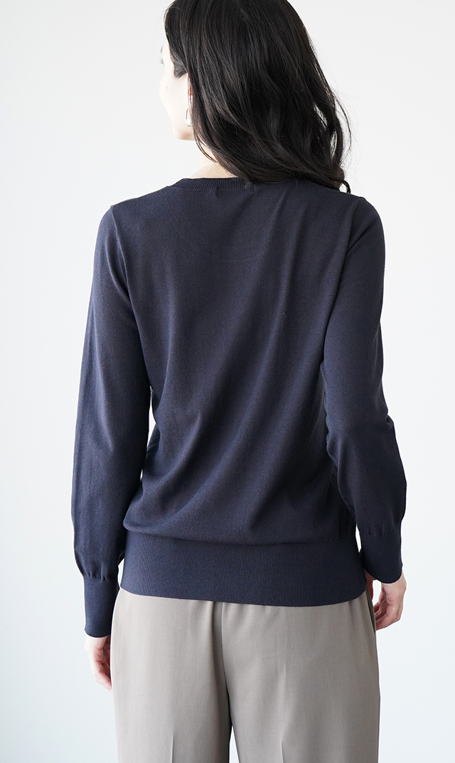 アデルクルーネックニット４色展開