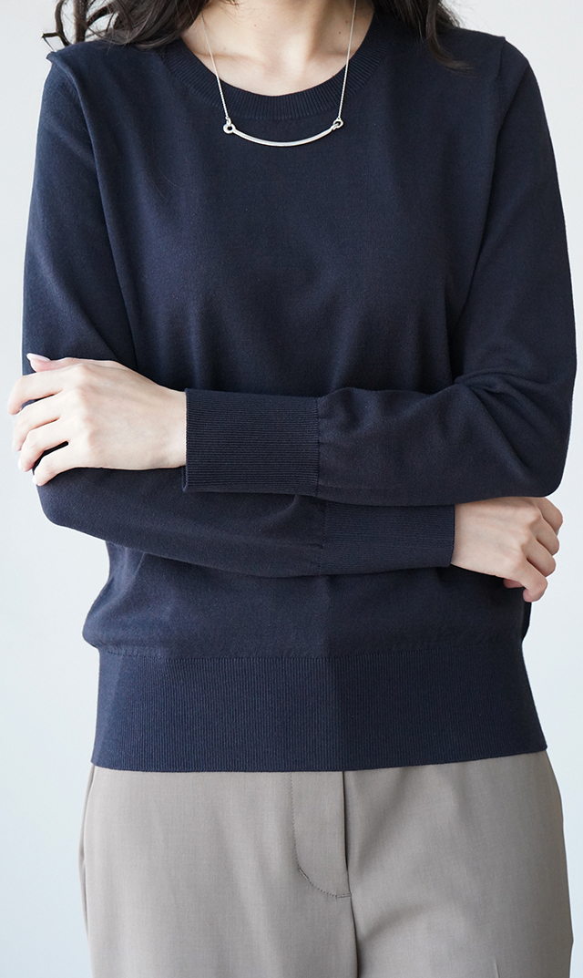 アデルクルーネックニット４色展開