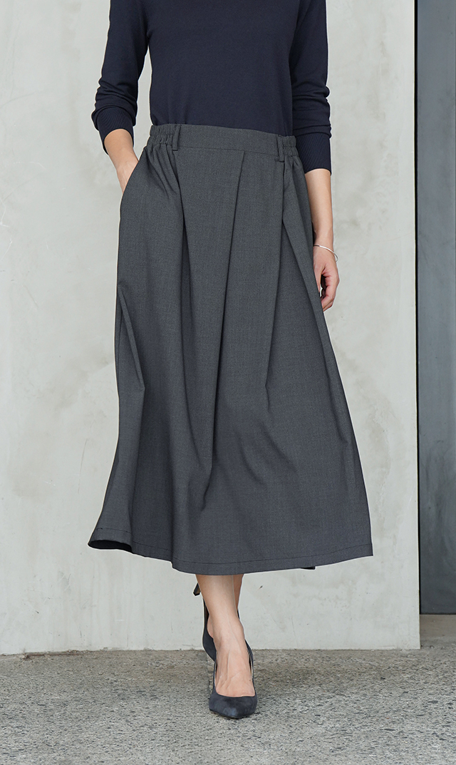 【ヴィリーナ】パロマカーディガン＆スカートセット(ブラック×ダークチャコール）