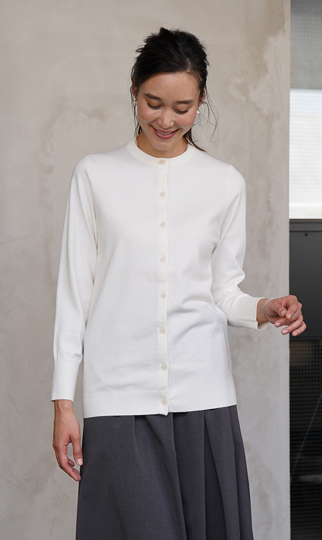 【ヴィリーナ】パロマカーディガン＆スカートセット(オフホワイト×チャコール）