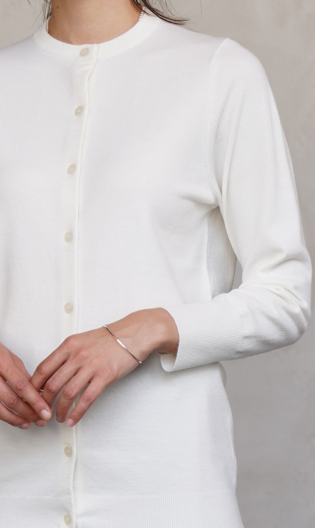 【ヴィリーナ】パロマカーディガン＆スカートセット(オフホワイト×チャコール）