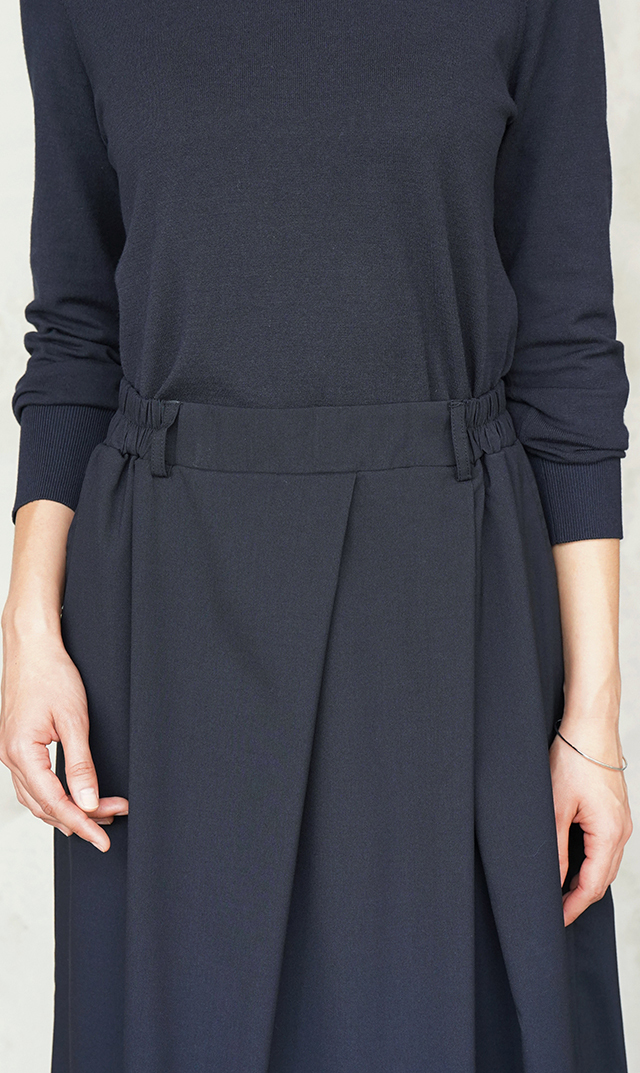 【ヴィリーナ】パロマカーディガン＆スカートセット(グレー×ネイビー）