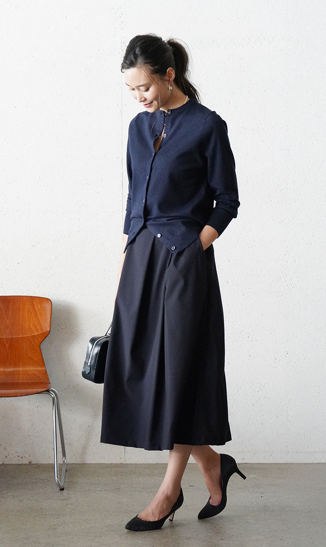 【ヴィリーナ】パロマカーディガン＆スカートセット(ネイビー×ネイビー）