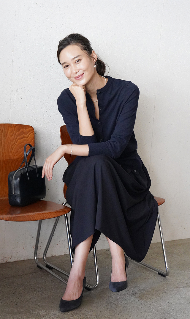 【ヴィリーナ】パロマカーディガン＆スカートセット(ネイビー×ネイビー）