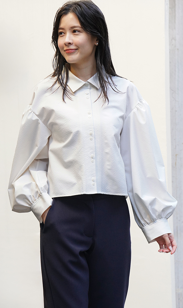 襟付きボリュームロングスリーブシャツ白