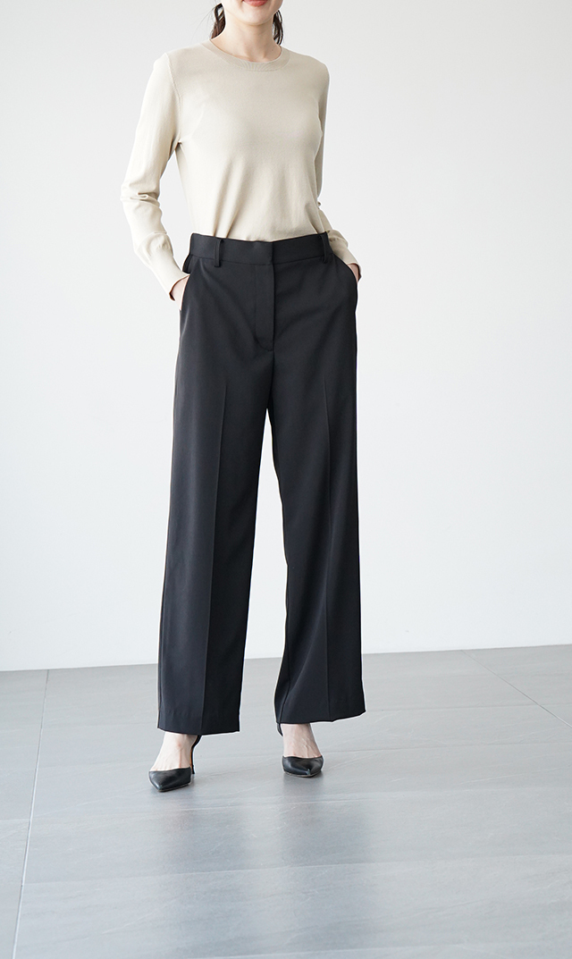 シワになりにくいブレアストレートパンツ３色展開