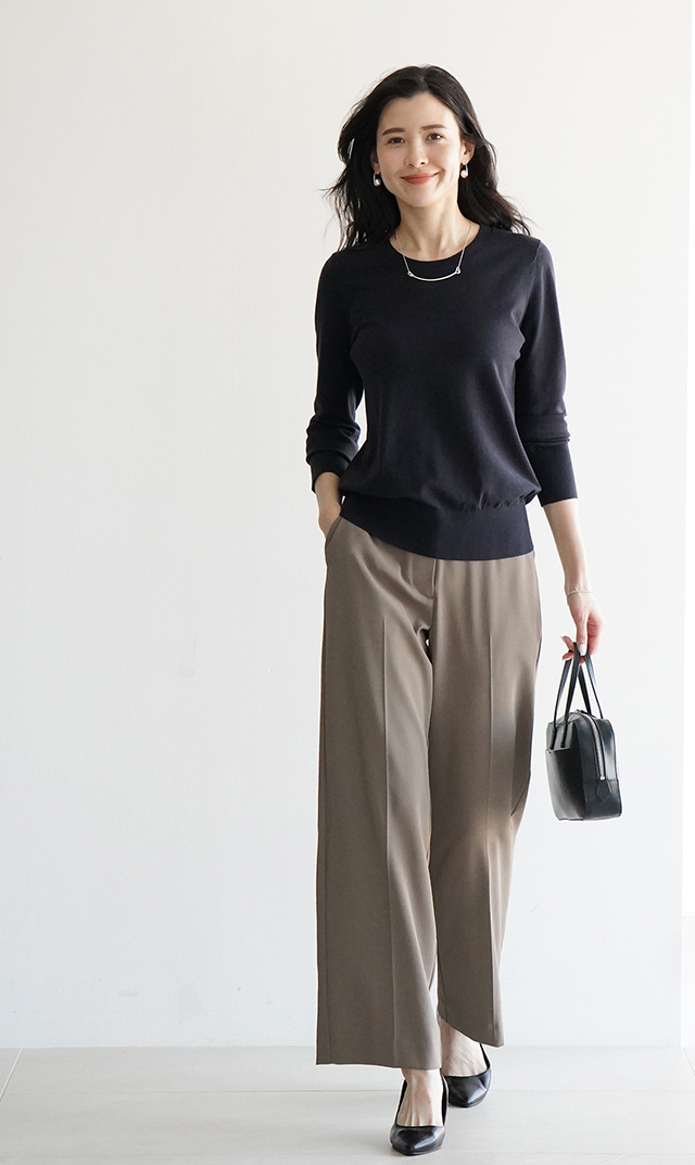 シワになりにくいブレアストレートパンツ３色展開