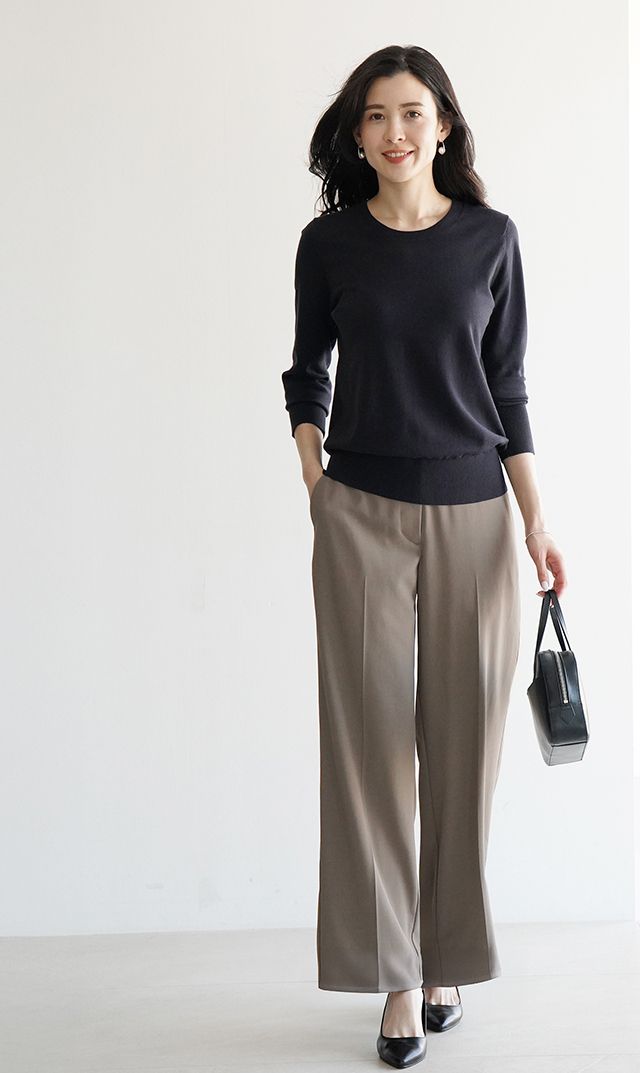 シワになりにくいブレアストレートパンツ３色展開