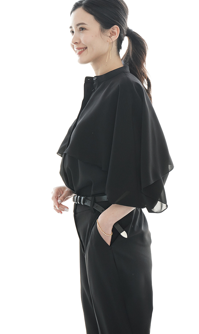 シアー素材レイヤードヴェールブラウス黒紺