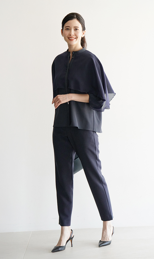 シアー素材レイヤードヴェールブラウス黒紺