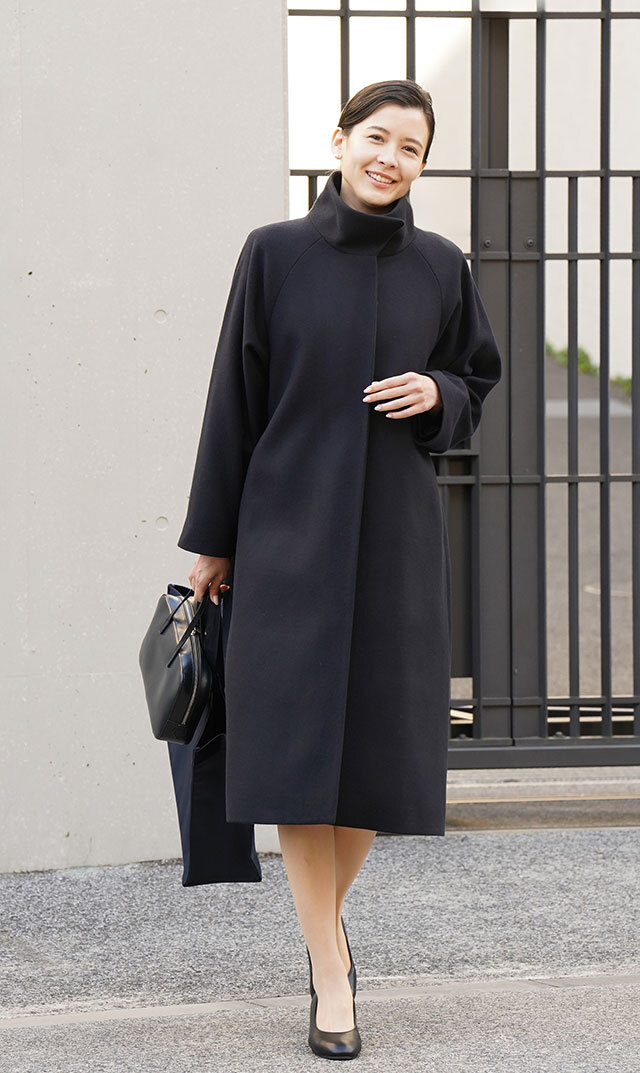 上質な素材感が大人のスタイリングにマッチする