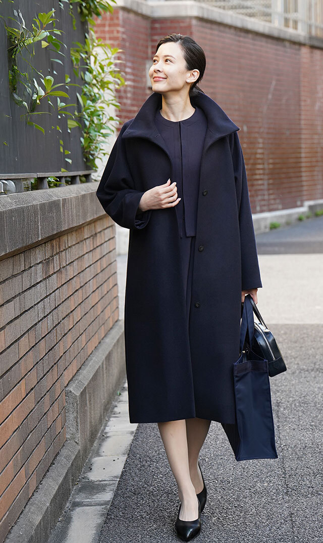 上質な素材感が大人のスタイリングにマッチする