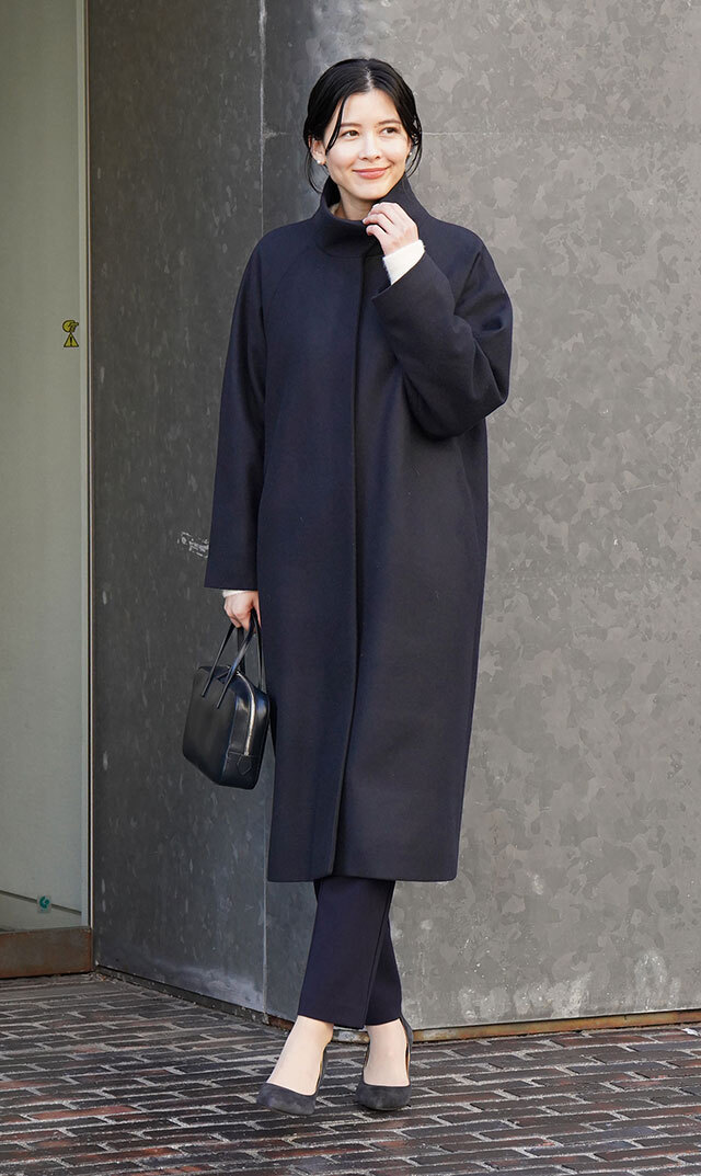 上質な素材感が大人のスタイリングにマッチする