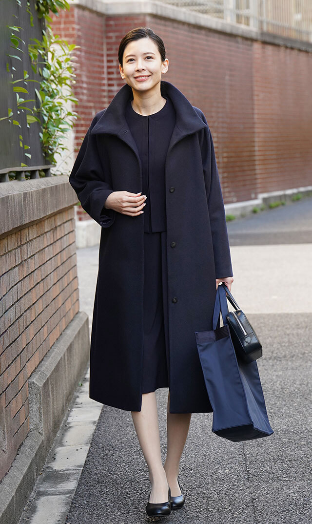 上質な素材感が大人のスタイリングにマッチする