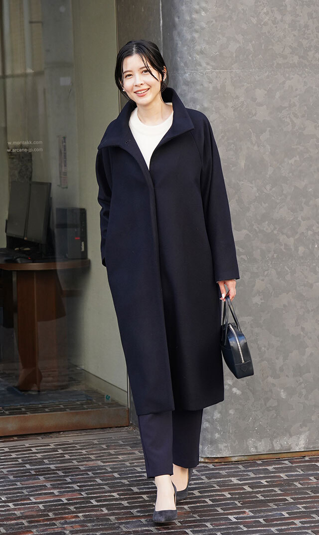 上質な素材感が大人のスタイリングにマッチする