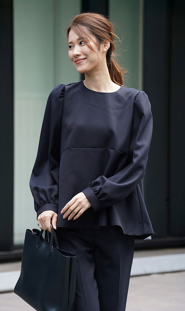 取り外し可能レース襟付きクルーネックブラウス黒