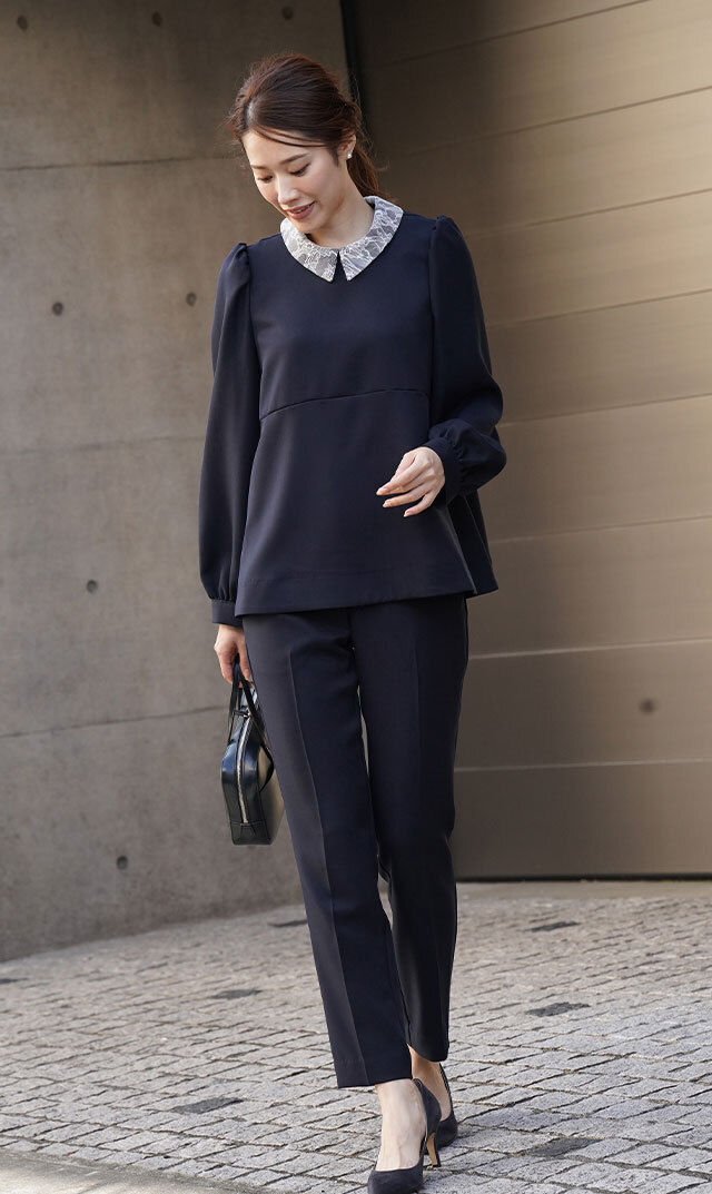 取り外し可能レース襟付きクルーネックブラウス黒