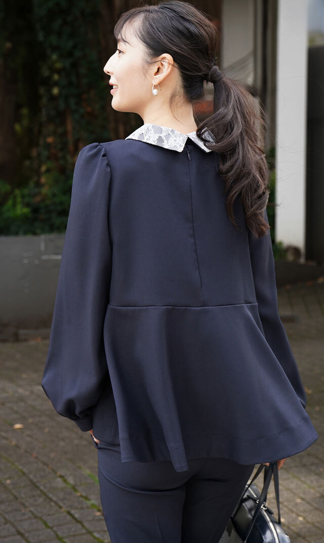 取り外し可能レース襟付きクルーネックブラウス黒