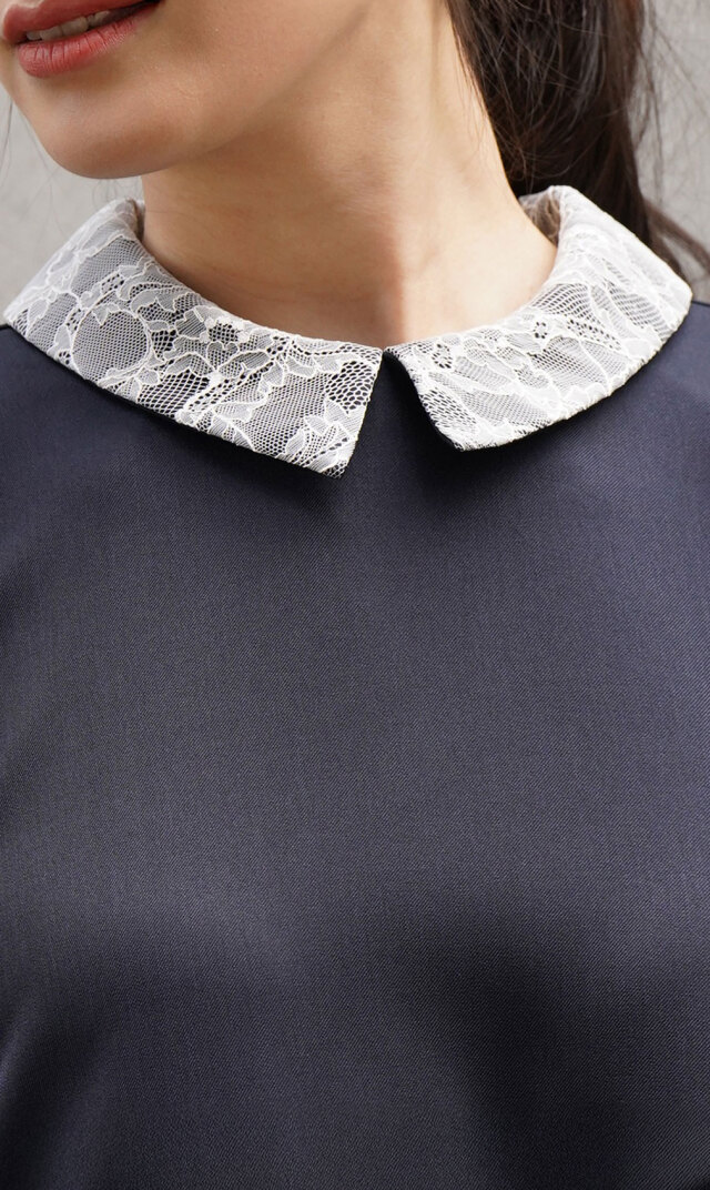取り外し可能レース襟付きクルーネックブラウス黒