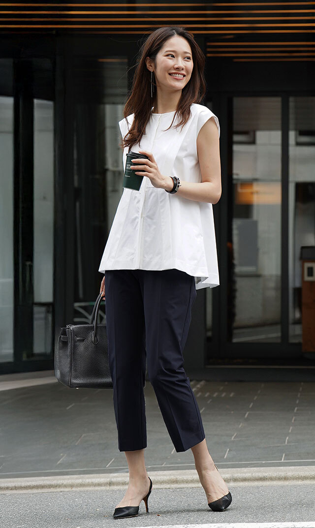 ヴィリーナ ベルパンツ ネイビー XS きれい見えも着心地の良さも叶え、美脚見えで毎日履きたい
