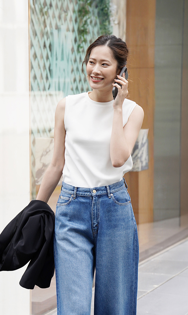 素材やフィット感、着たときの美しさにこだわった大人のための“アイナ