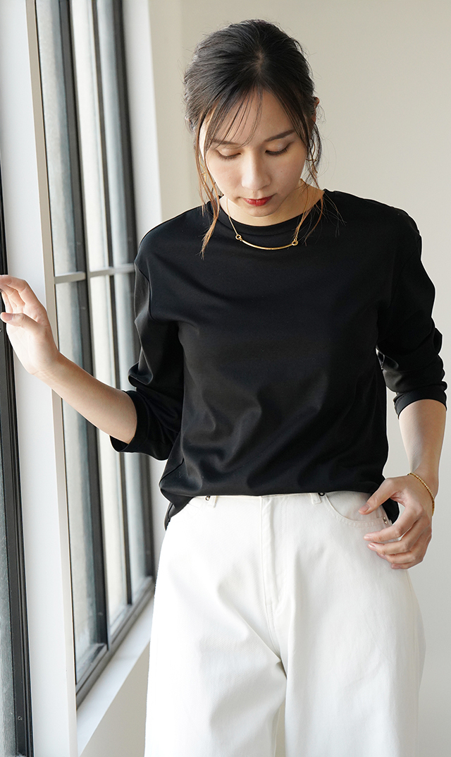 イタリア×日本の共同開発素材ロングスリーブTシャツ黒