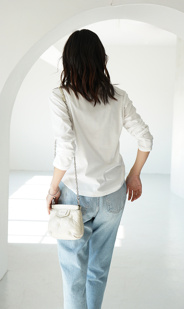 イタリア×日本の共同開発素材ロングスリーブTシャツ白