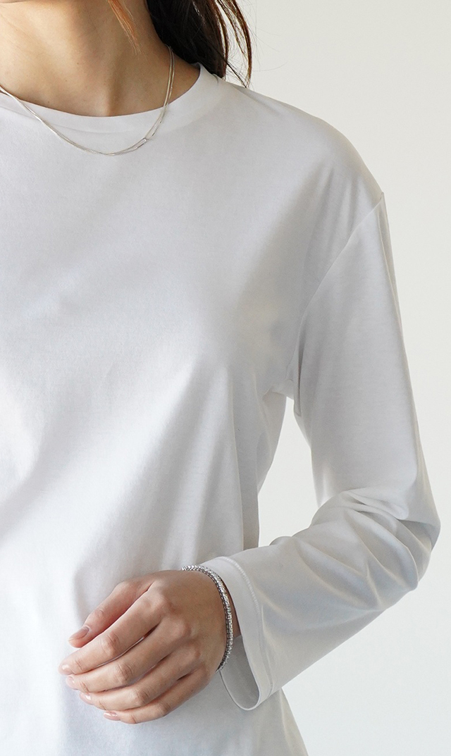 イタリア×日本の共同開発素材ロングスリーブTシャツ白