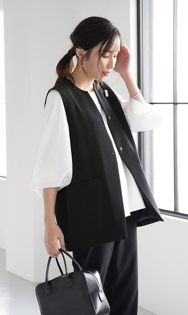 多機能素材コクーンジレ黒