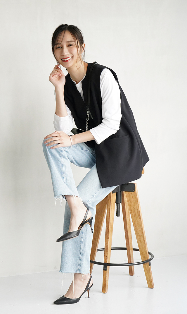 多機能素材コクーンジレ黒