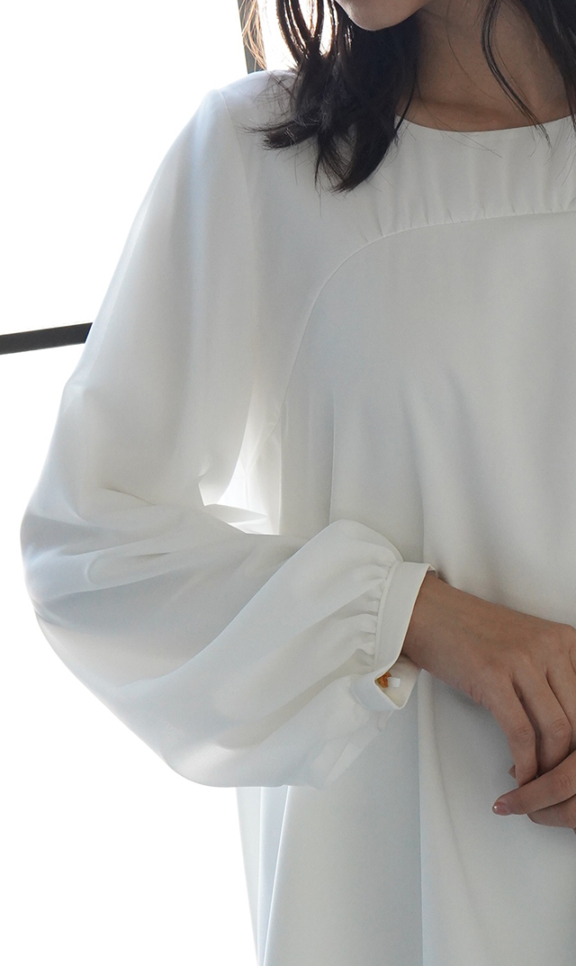 多機能素材シアー×ツイルビスチェブラウス白