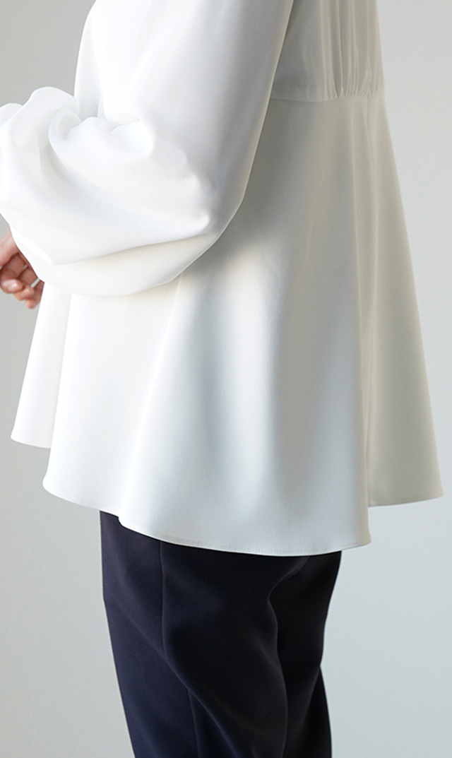 多機能素材シアー×ツイルビスチェブラウス白