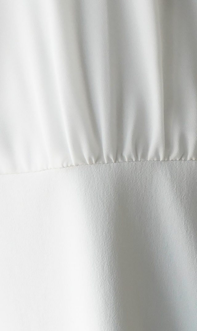 多機能素材シアー×ツイルビスチェブラウス白