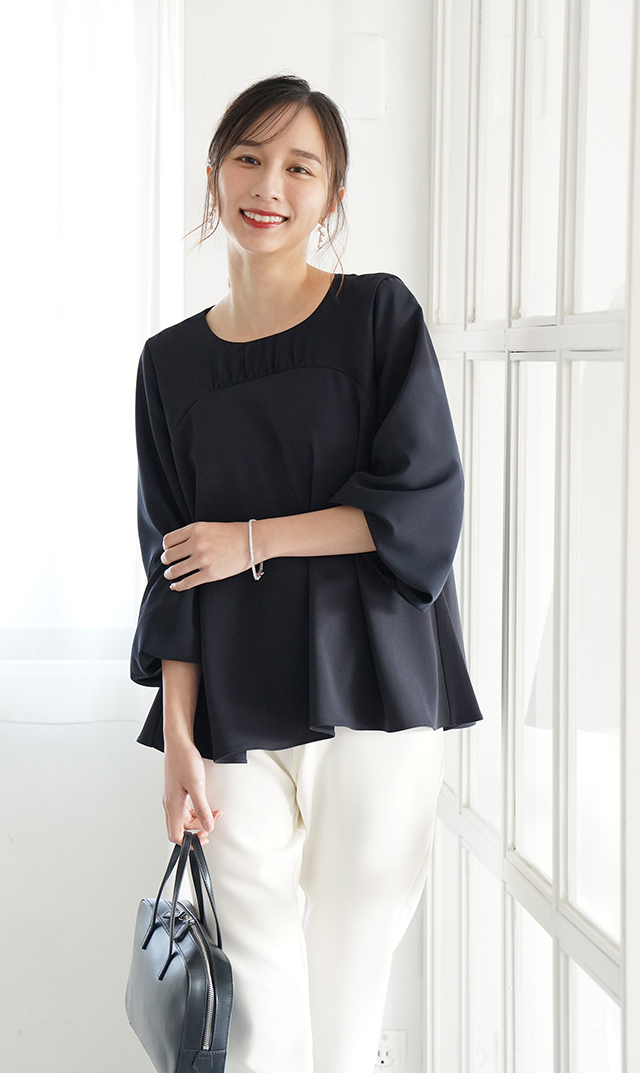 多機能素材シアー×ツイルビスチェブラウス紺