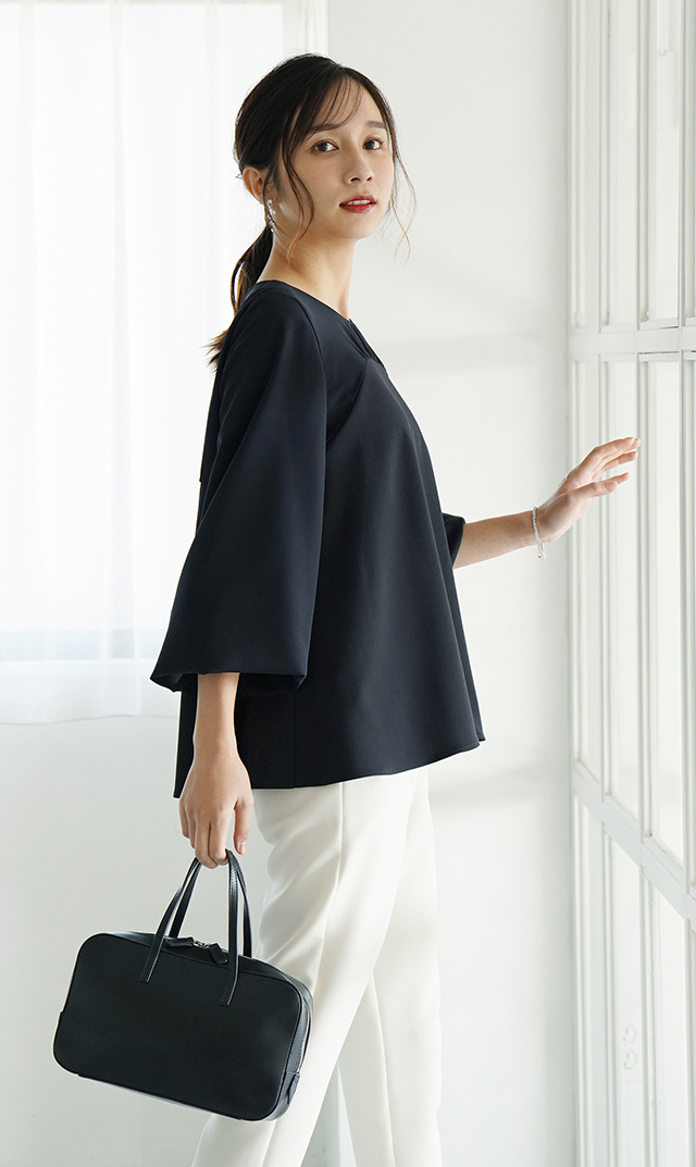 多機能素材シアー×ツイルビスチェブラウス紺