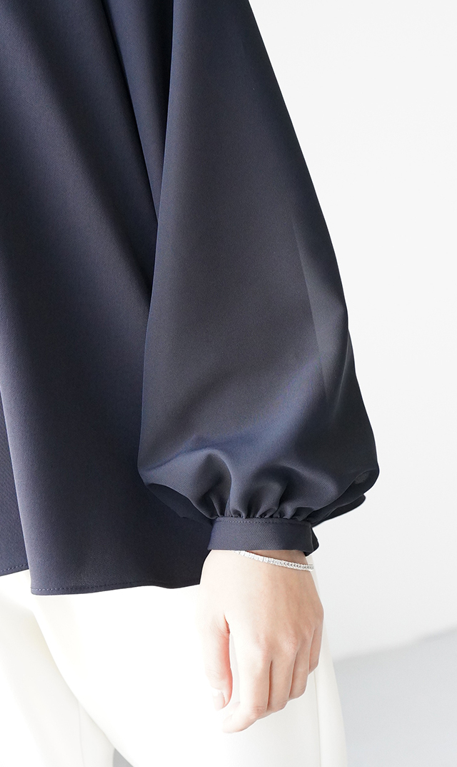 多機能素材シアー×ツイルビスチェブラウス紺