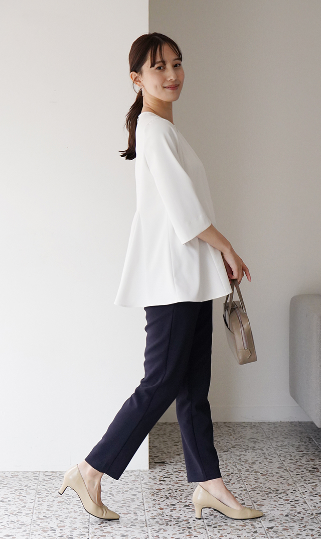 UVカットベルペプラムブラウス白