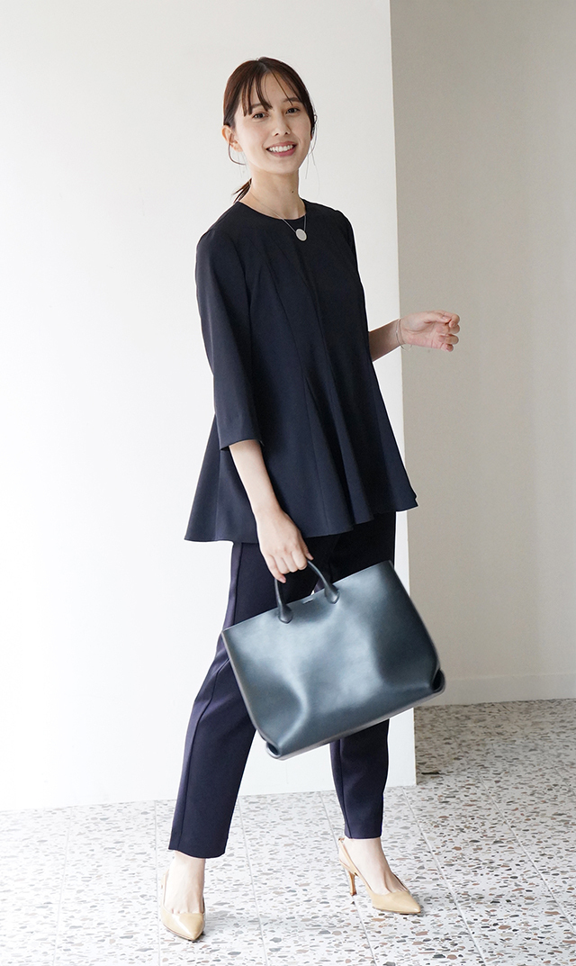 UVカットベルペプラムブラウス紺