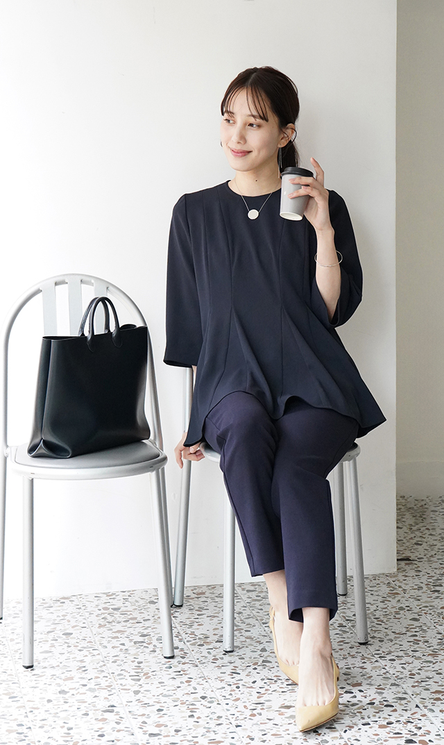 UVカットベルペプラムブラウス紺