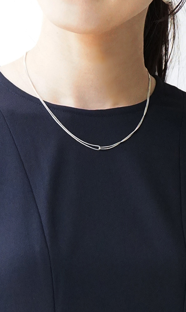 UVカットベルペプラムブラウス紺