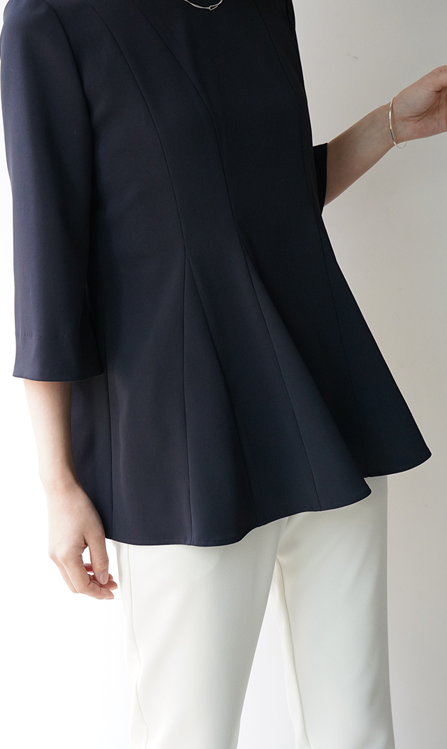 UVカットベルペプラムブラウス紺