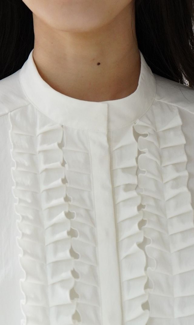 UVカット吸水速乾シャインタックリボンブラウス白