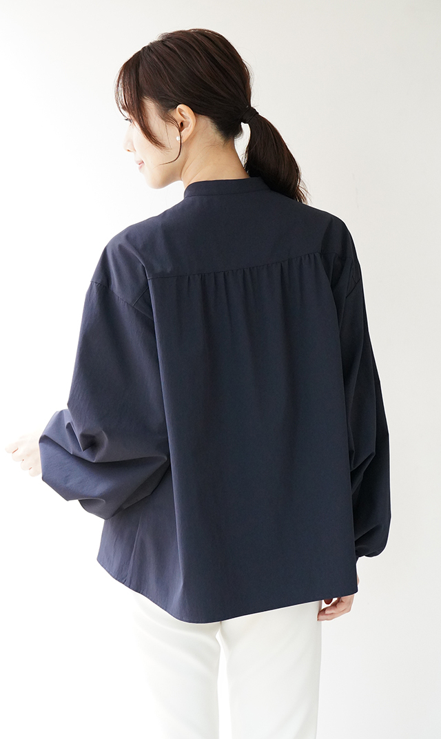 UVカット吸水速乾シャインタックリボンブラウス紺