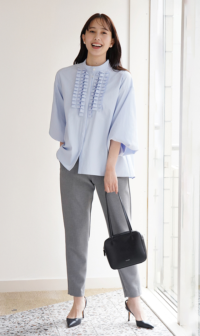 UVカット吸水速乾シャインタックリボンブラウス水色