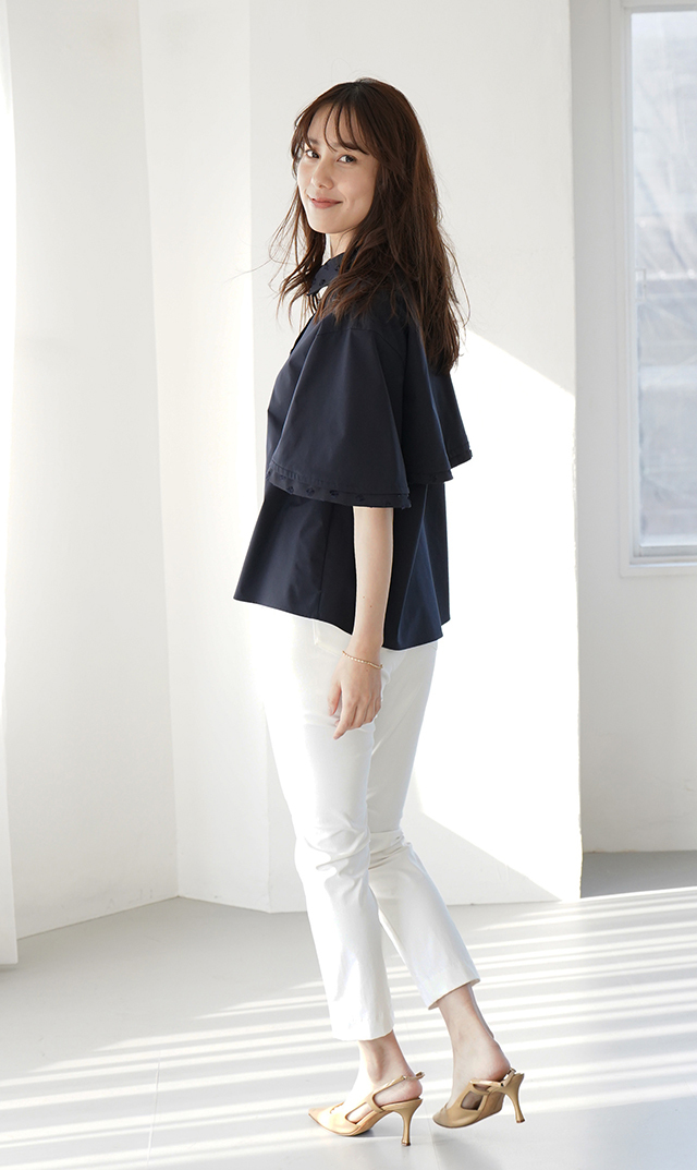 撥水素材５分袖襟付きブラウス紺