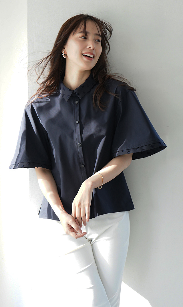撥水素材５分袖襟付きブラウス紺