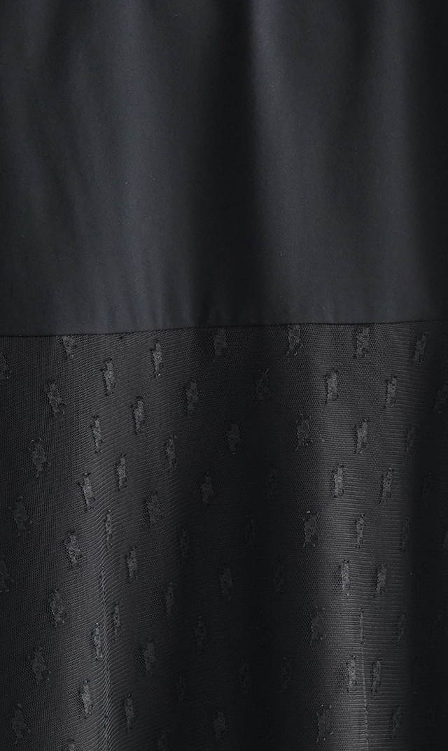 襟付きタックデザイン５分袖ブラウス黒