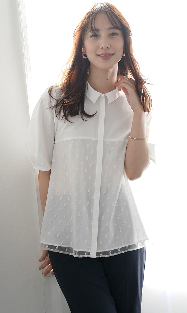 襟付きタックデザイン５分袖ブラウス白